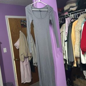 Long ribbed blueish gray dresss